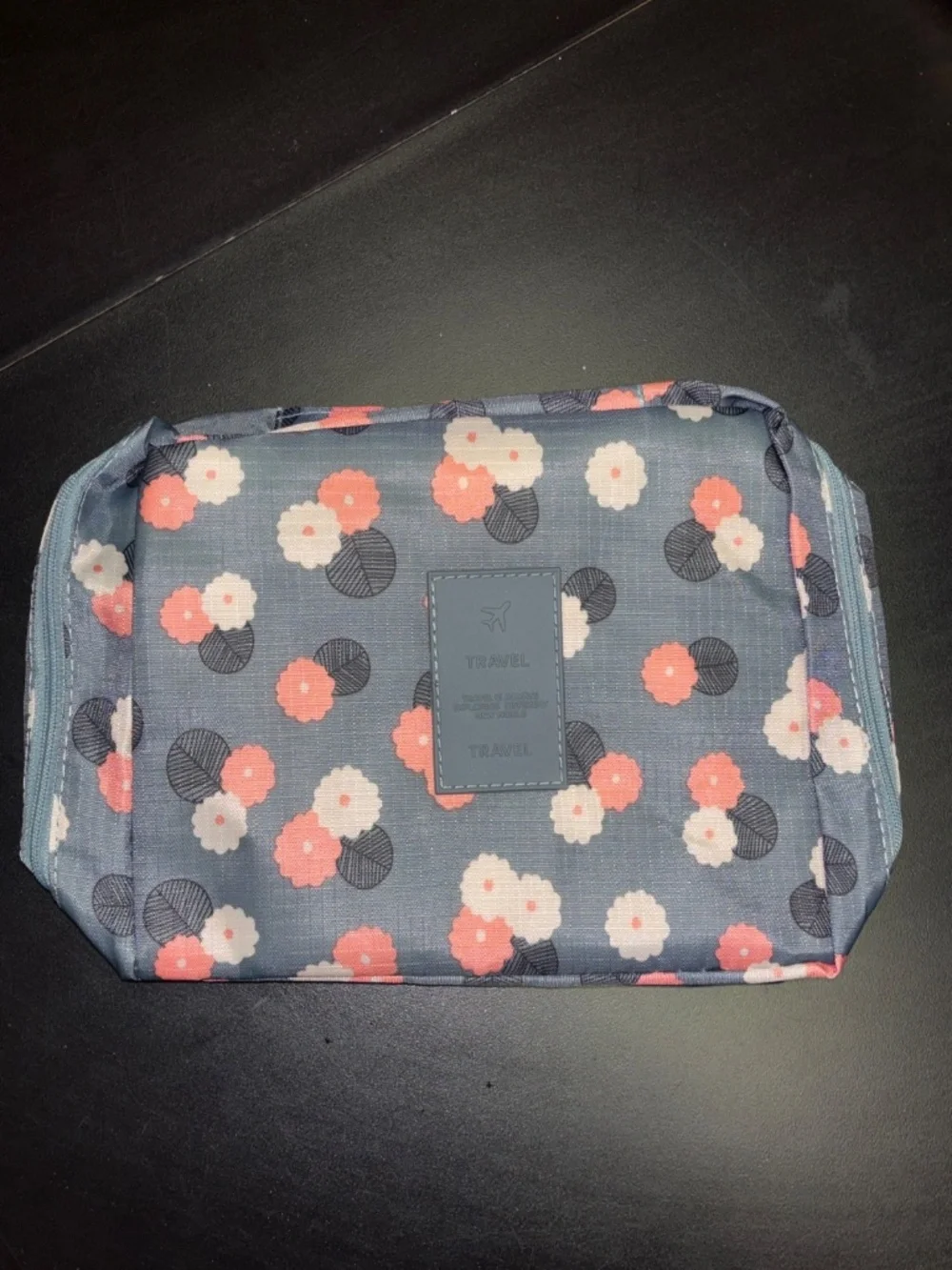 Share Gray Floral Travel Cube